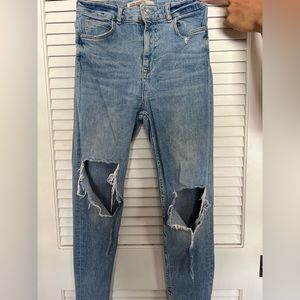 Zara basic ripped denim jeans